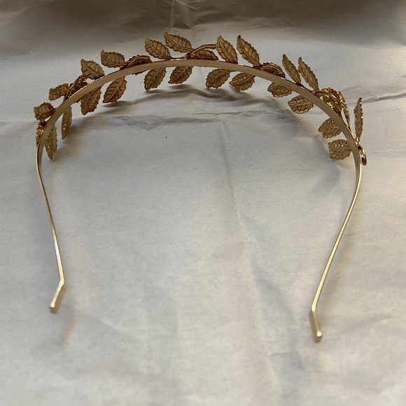 NEW Urban Outfitters Gold Plated Leaf Headband main image 2